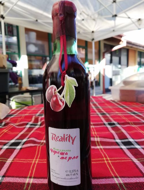Вино Reality Череша с червено вино