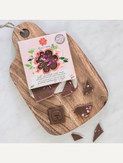 Млечен шоколад с рози Rosey's Mark